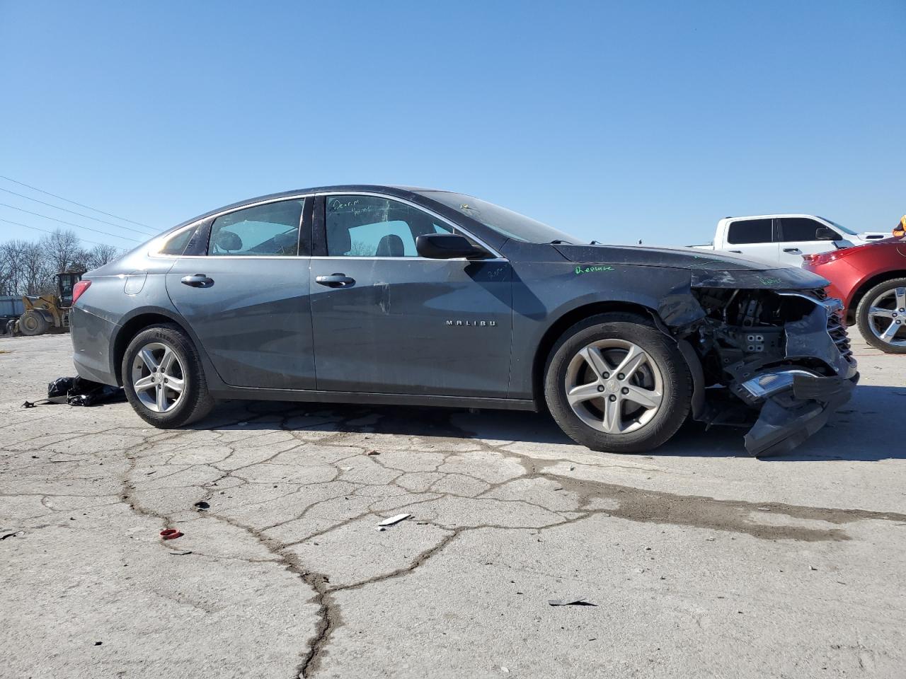 2021 Chevrolet Malibu - Image 4
