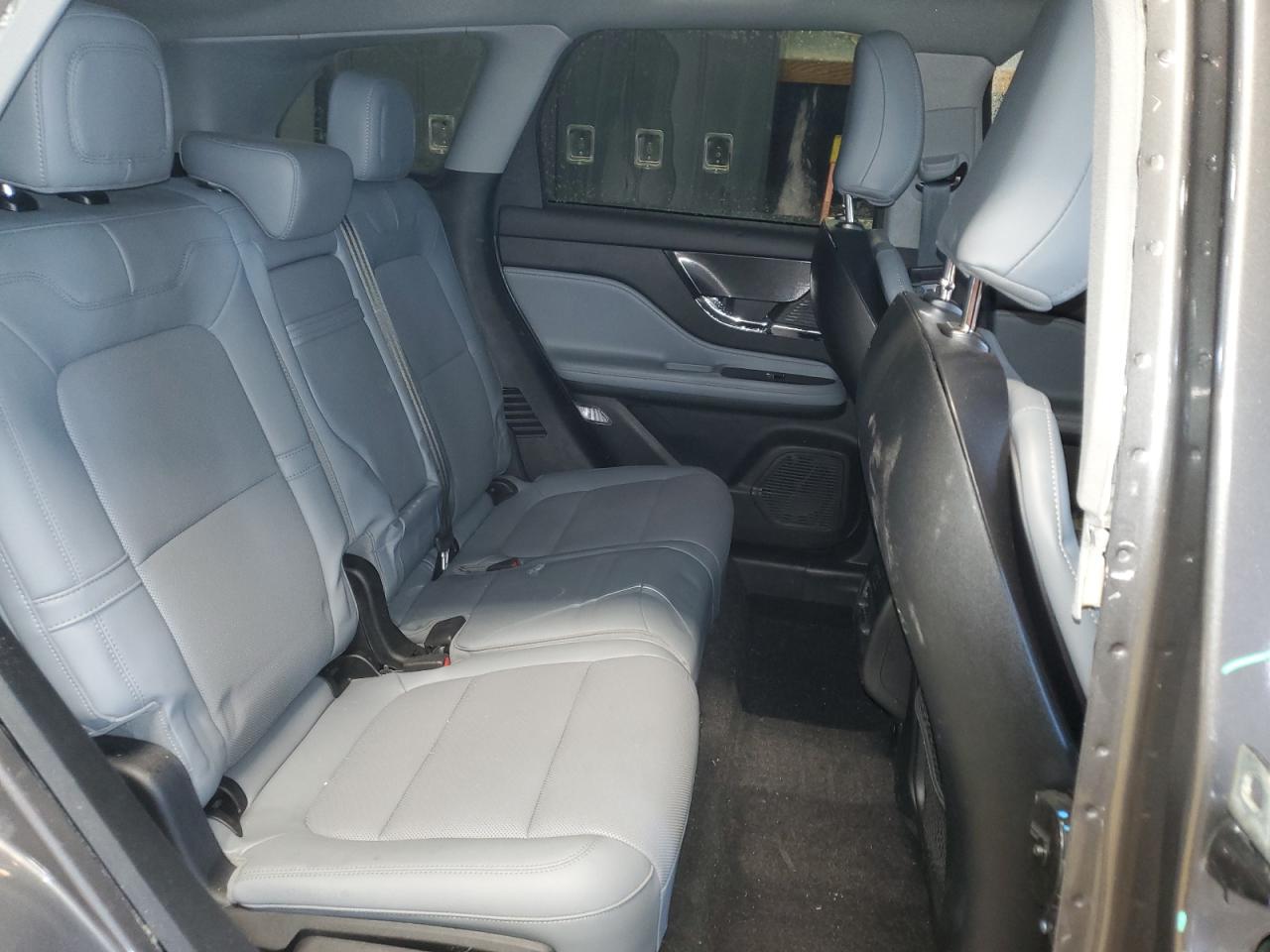 2022 Lincoln Corsair - Image 11