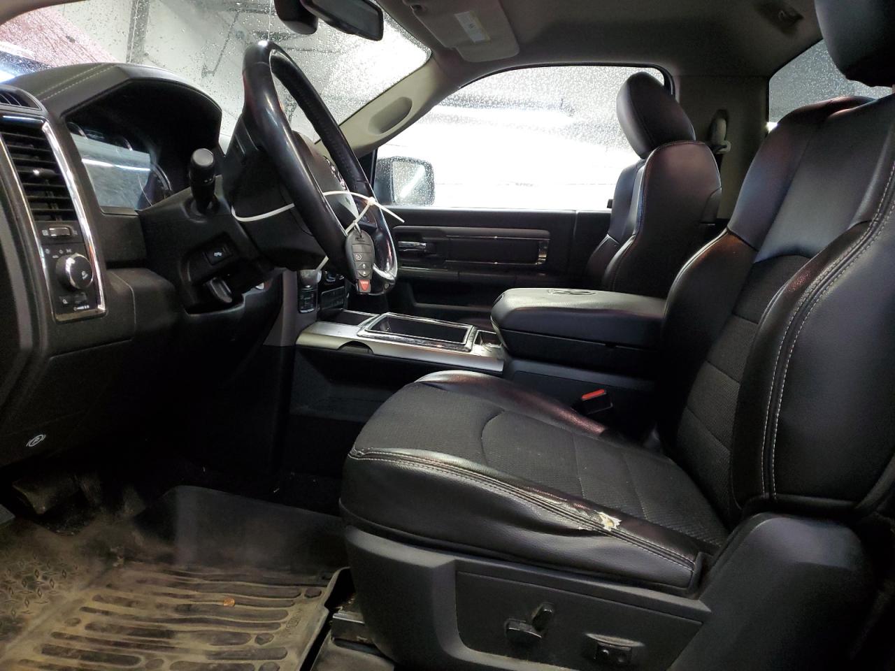 2014 RAM 1500 - Image 7