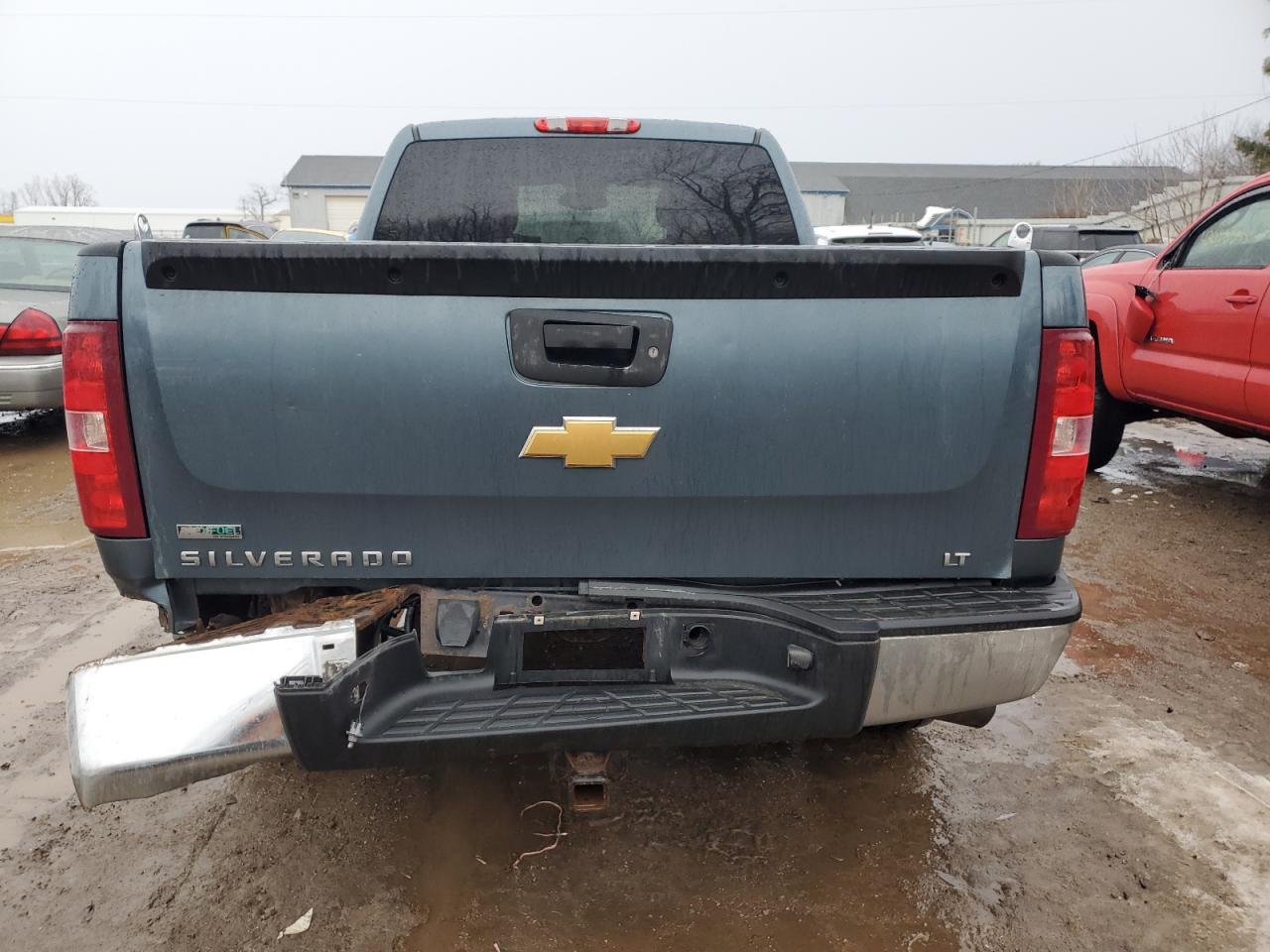2012 Chevrolet Silverado - Image 6