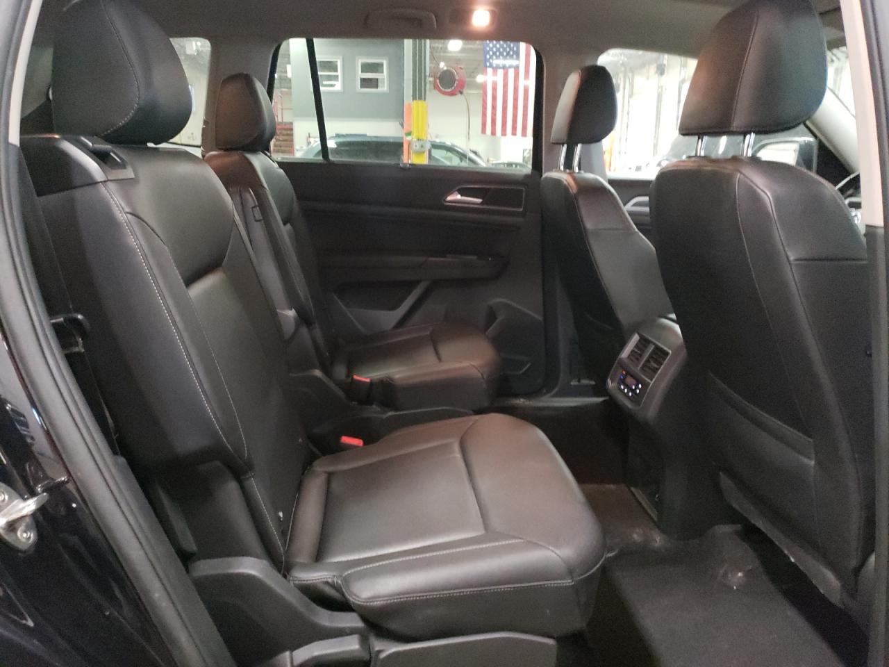 2019 Volkswagen Atlas - Image 11