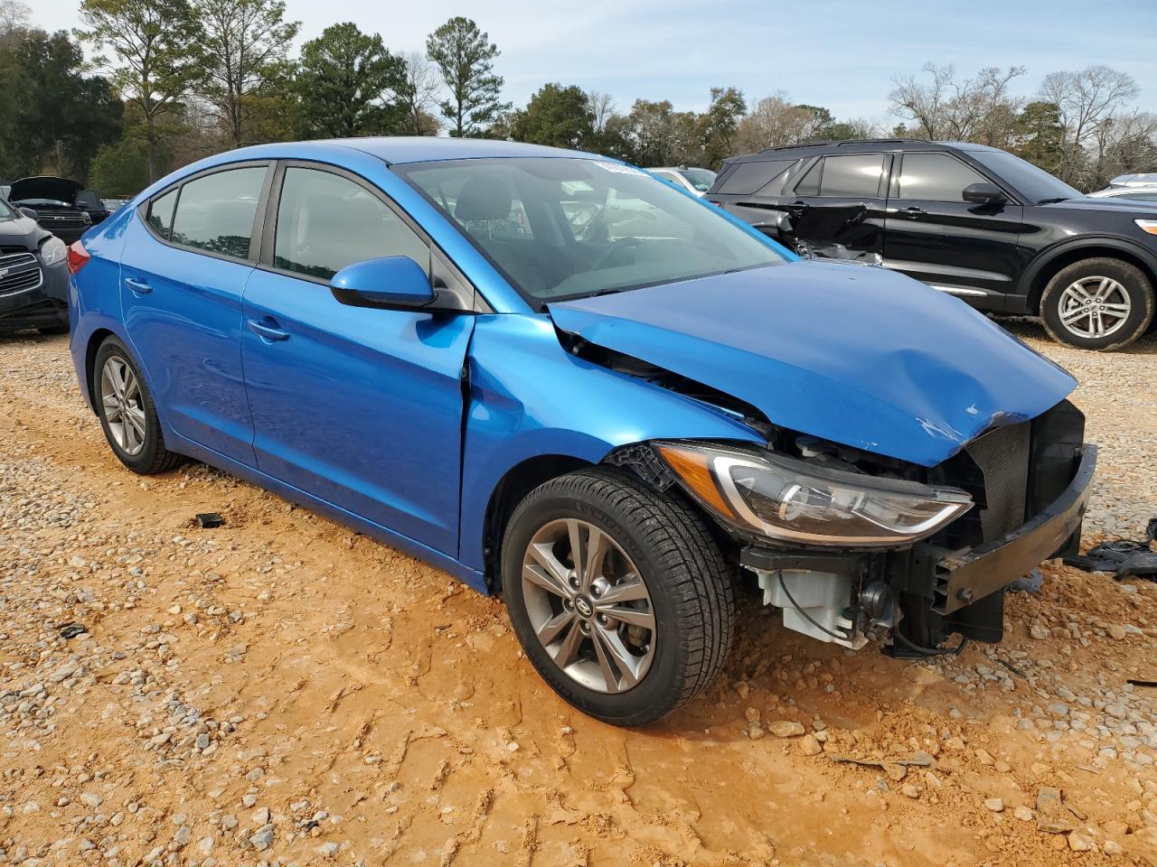 2017 Hyundai Elantra - Image 4