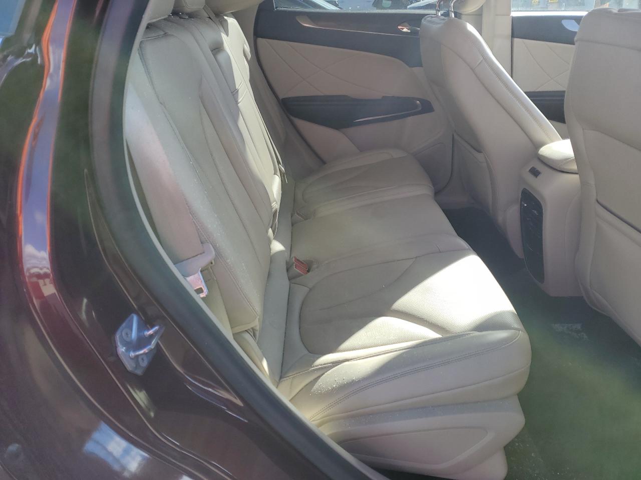 2017 Lincoln MKC - Image 11
