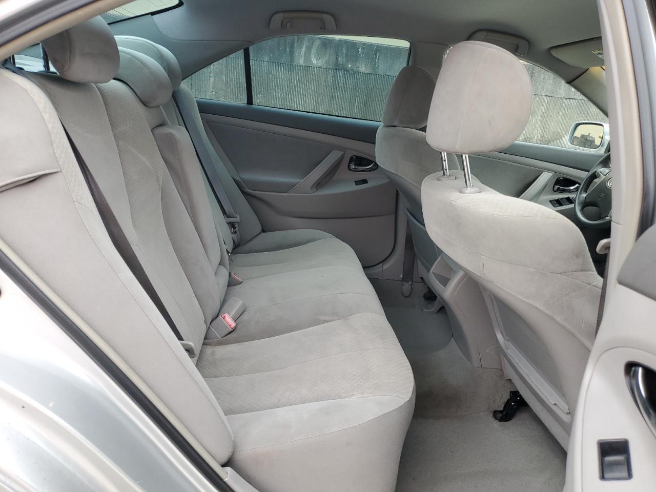 2007 Toyota Camry - Image 10