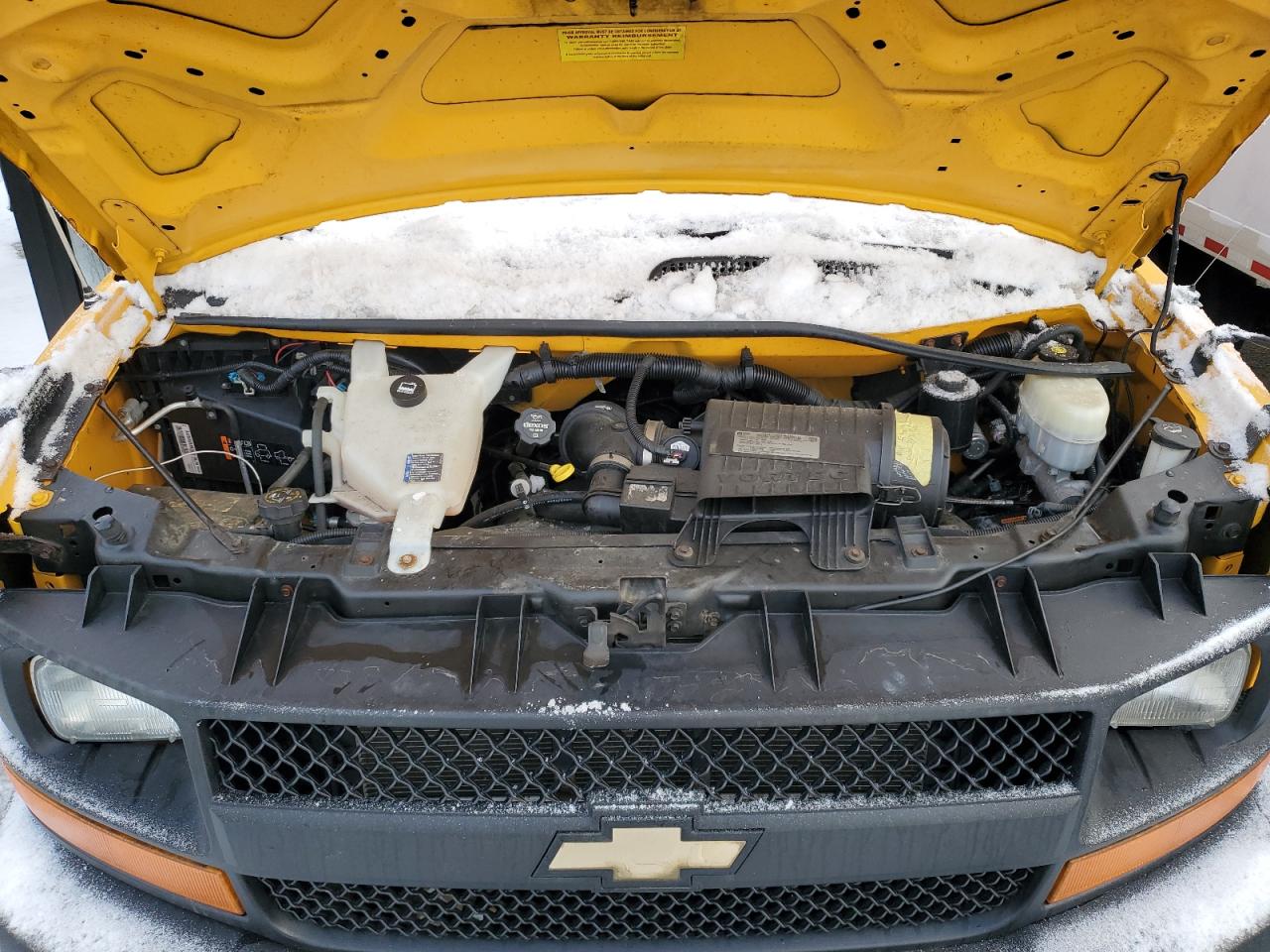 2015 Chevrolet Express - Image 7