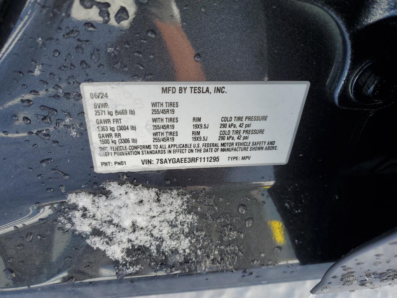 Tesla Model Y 2024 -auction- 11