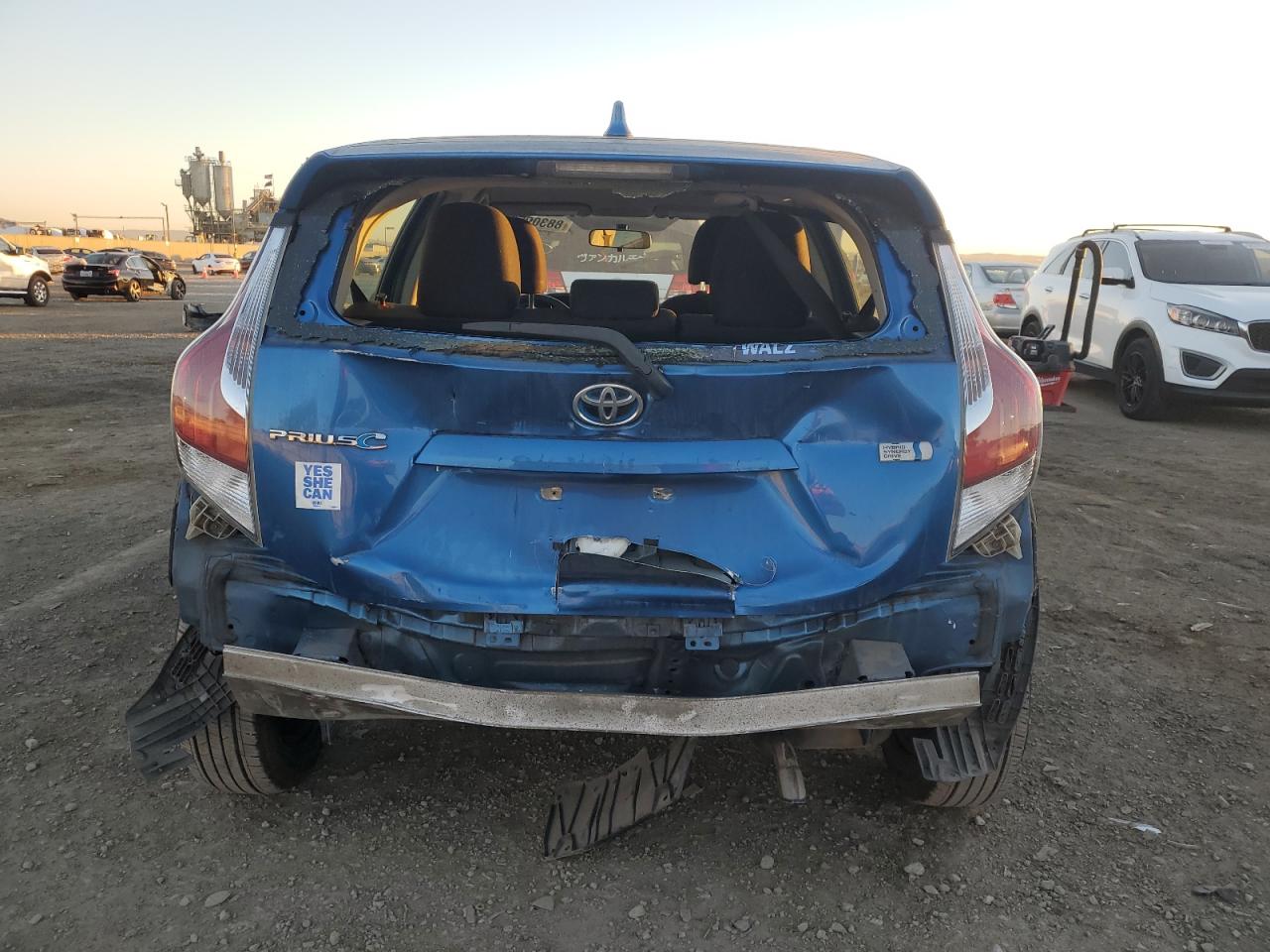 VIN JTDKDTB38F1111744 2015 TOYOTA PRIUS no.6