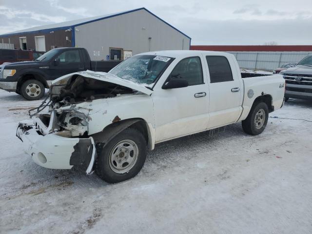 2005 Dodge Dakota Quad