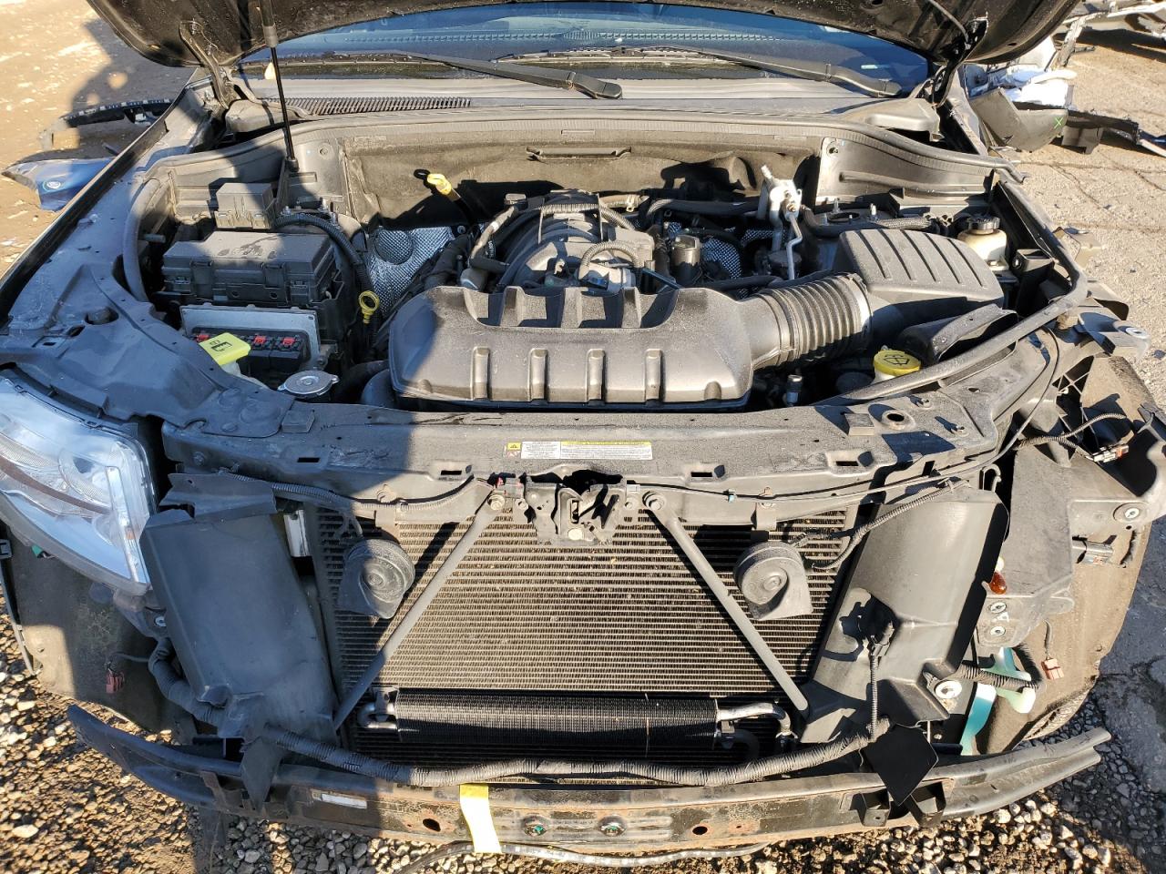 2011 Jeep Grand Cherokee - Image 12