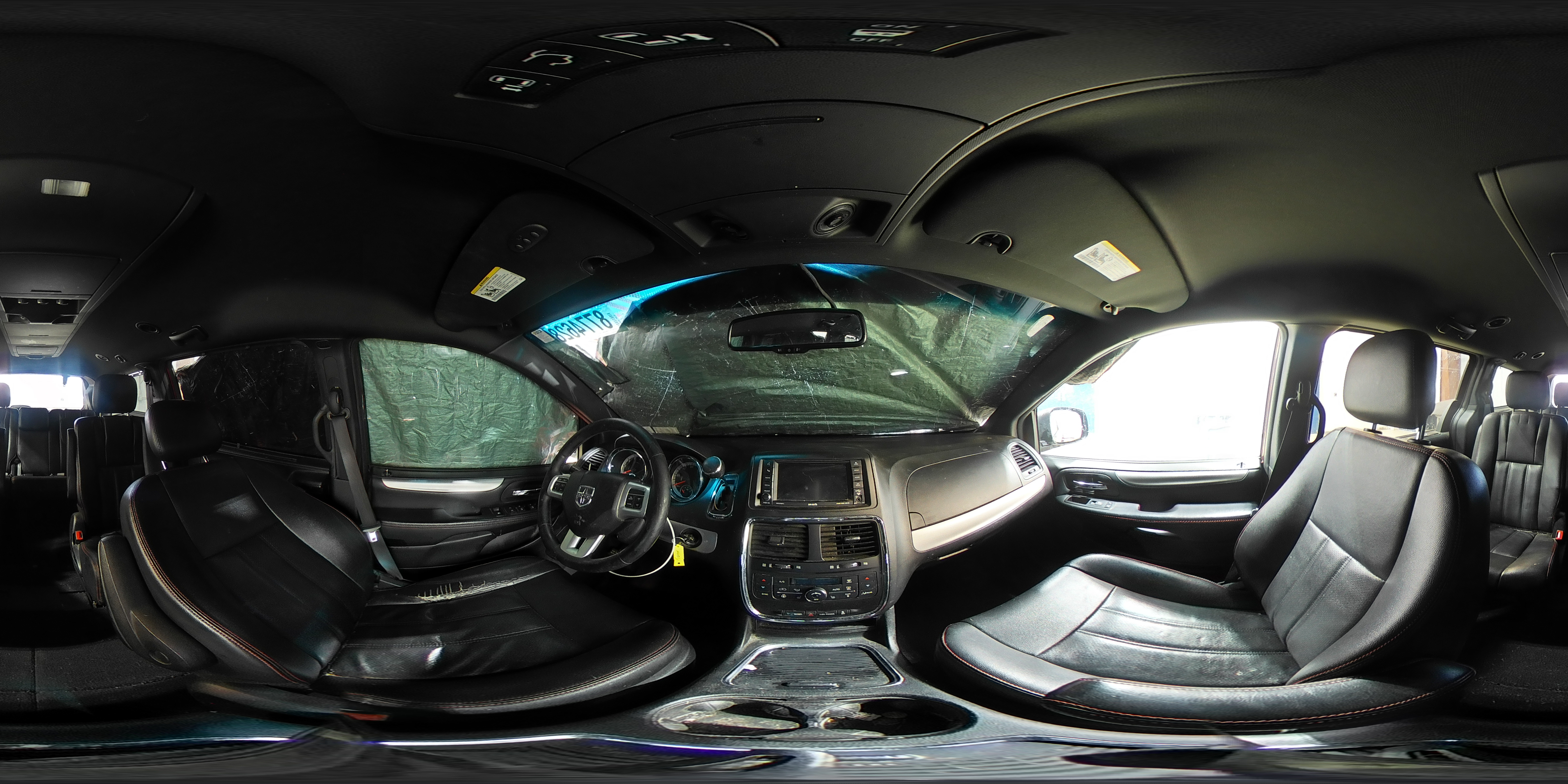 2017 Dodge Caravan - Image 15