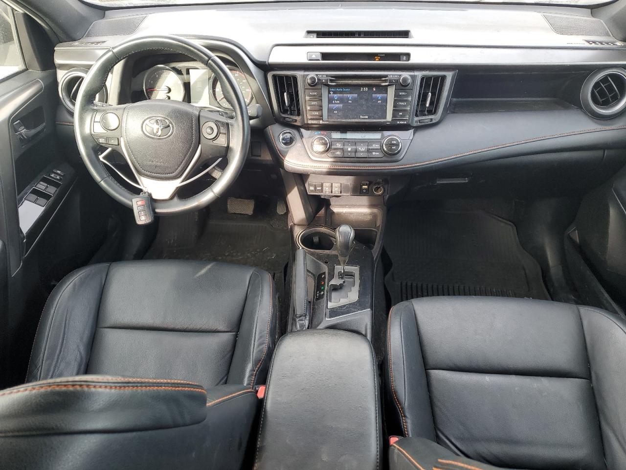 2016 Toyota RAV 4 - Image 8