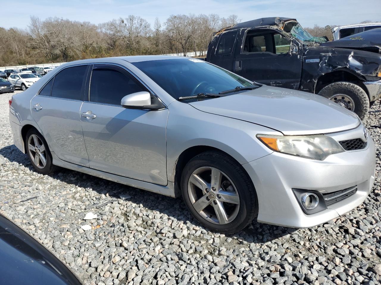 2014 Toyota Camry - Image 4