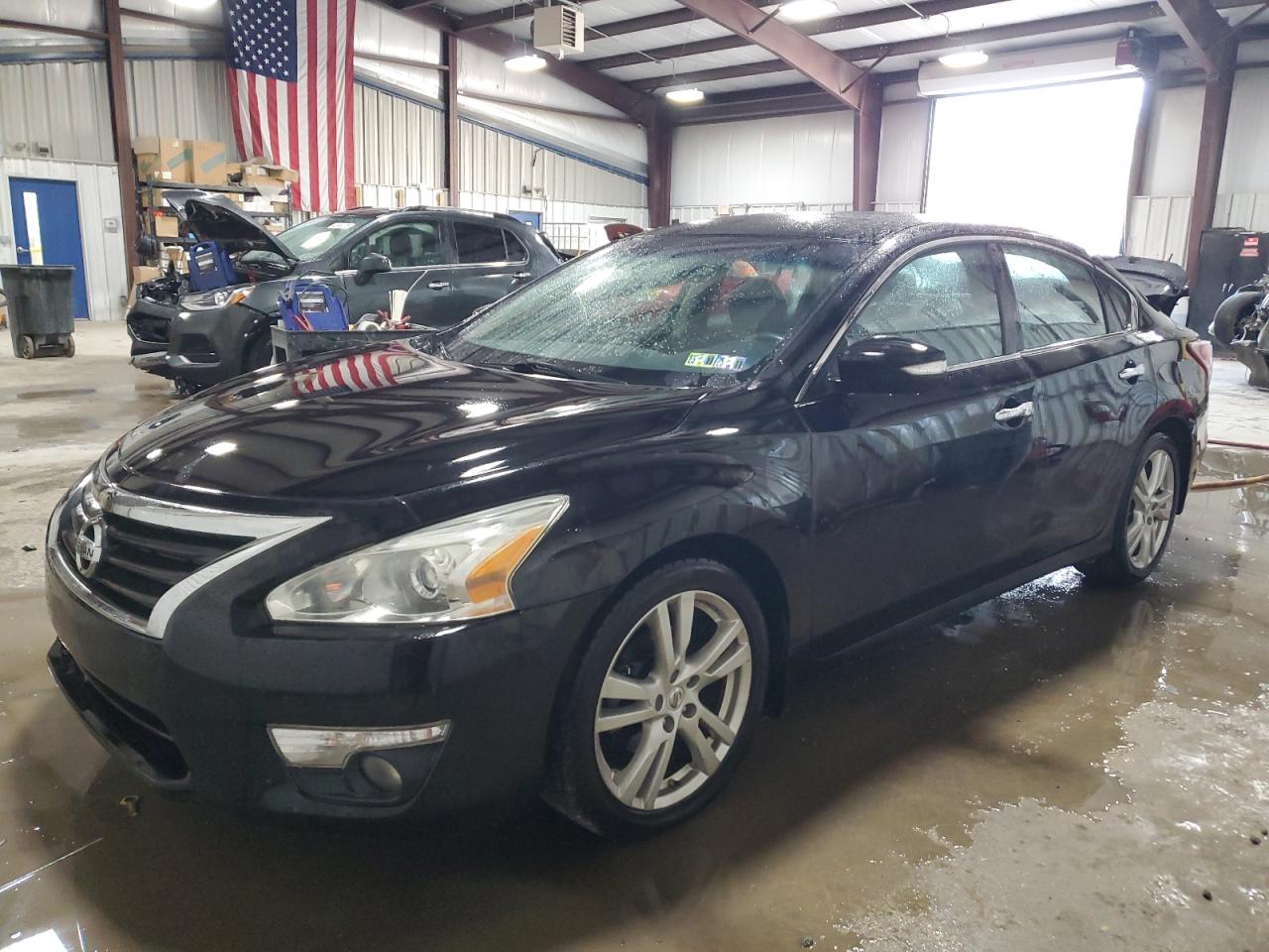 2013 Nissan Altima - Image 1