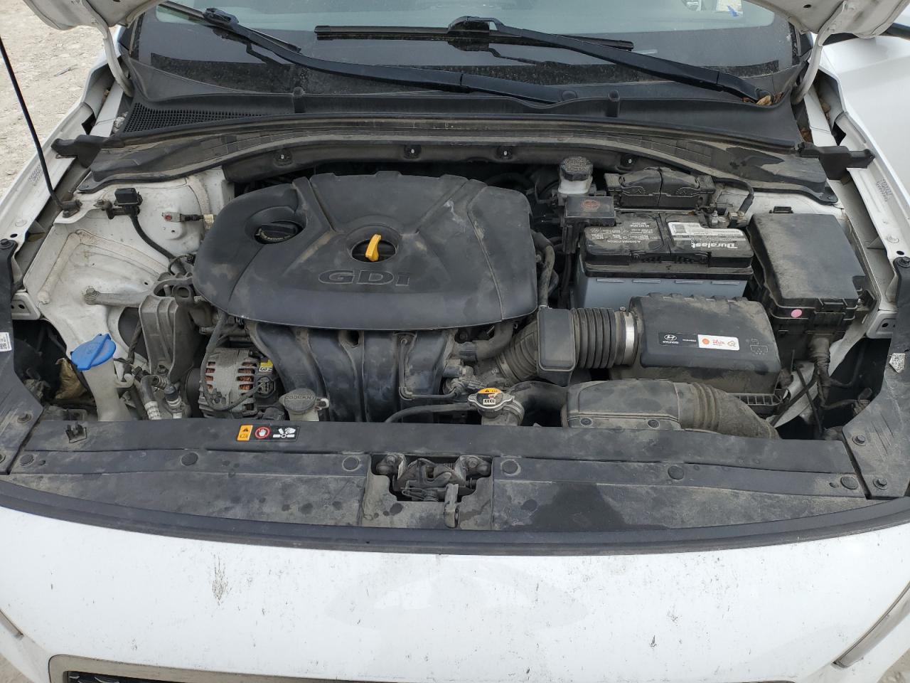 2019 Hyundai Elantra - Image 11