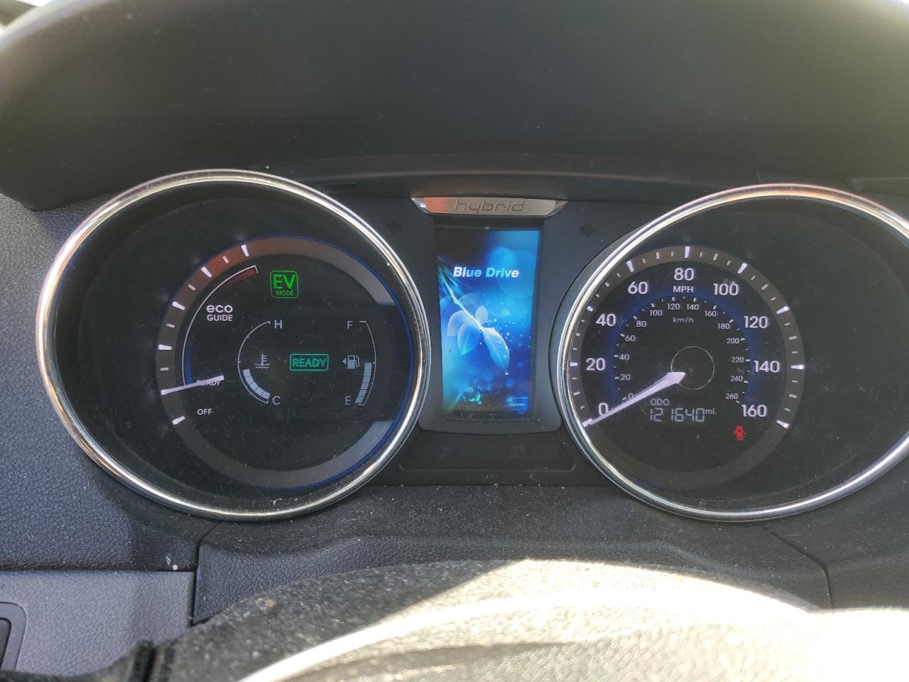 2015 Hyundai Sonata - Image 9
