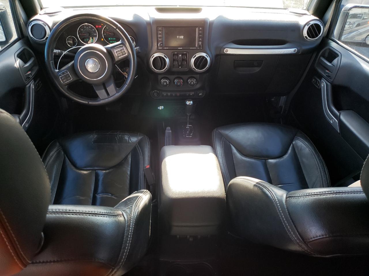 2015 Jeep Wrangler - Image 8