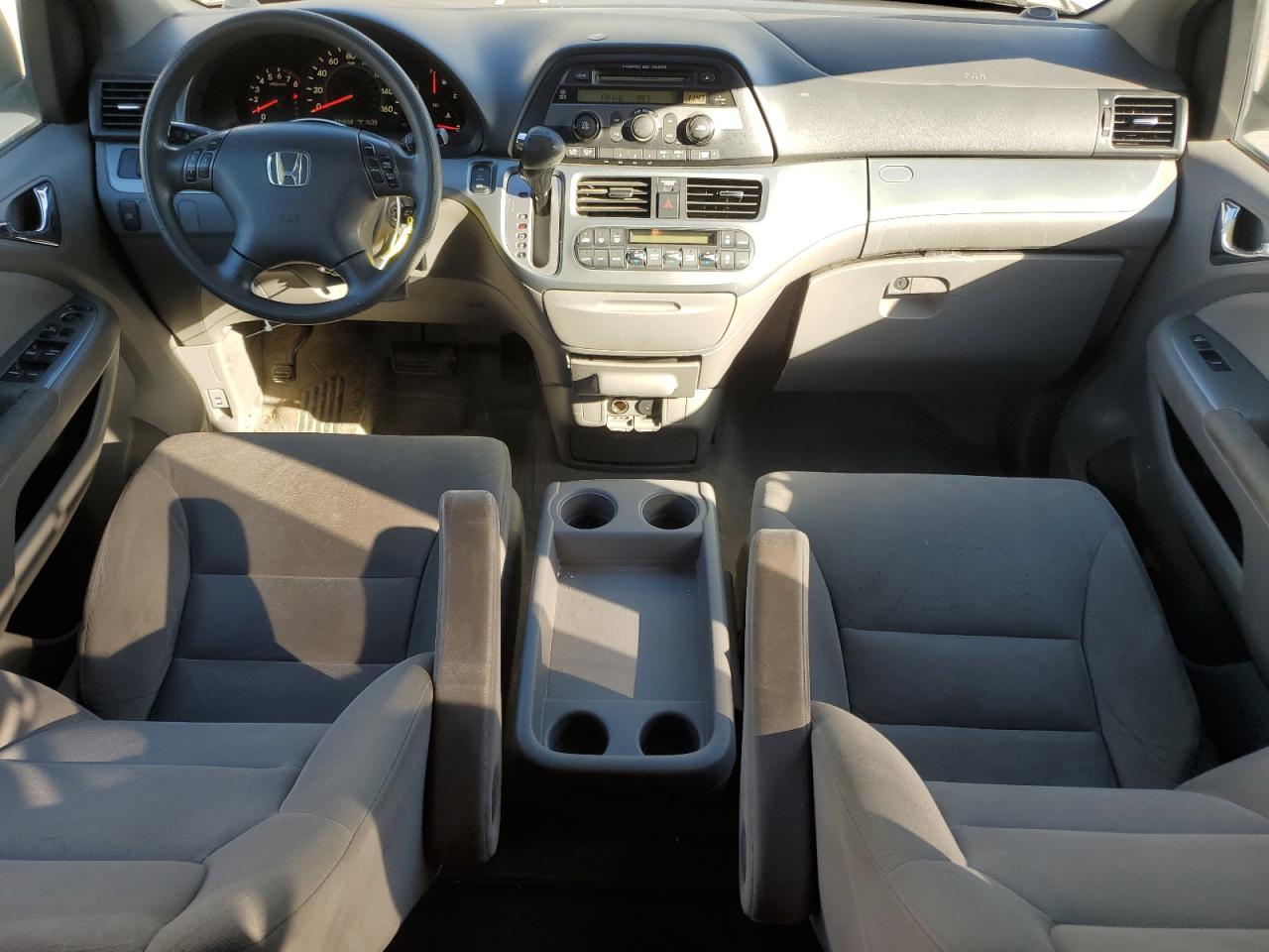 2008 Honda Odyssey - Image 8
