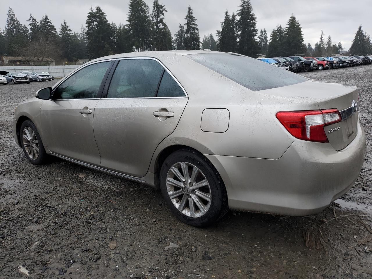 VIN 4T1BF1FK5DU249751 2013 TOYOTA CAMRY no.2