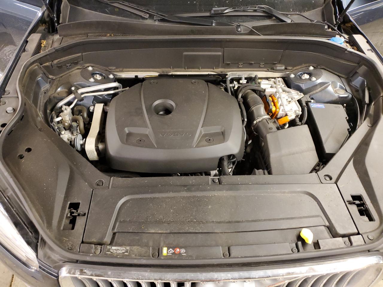 2023 Volvo XC90 - Image 12