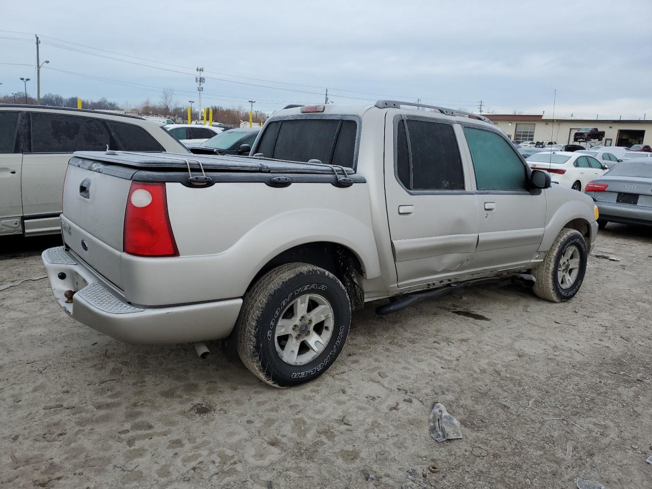 2005 Ford Explorer - Image 3