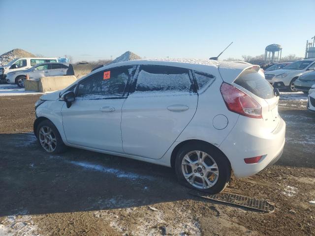 Хэтчбеки FORD FIESTA 2015 Белый