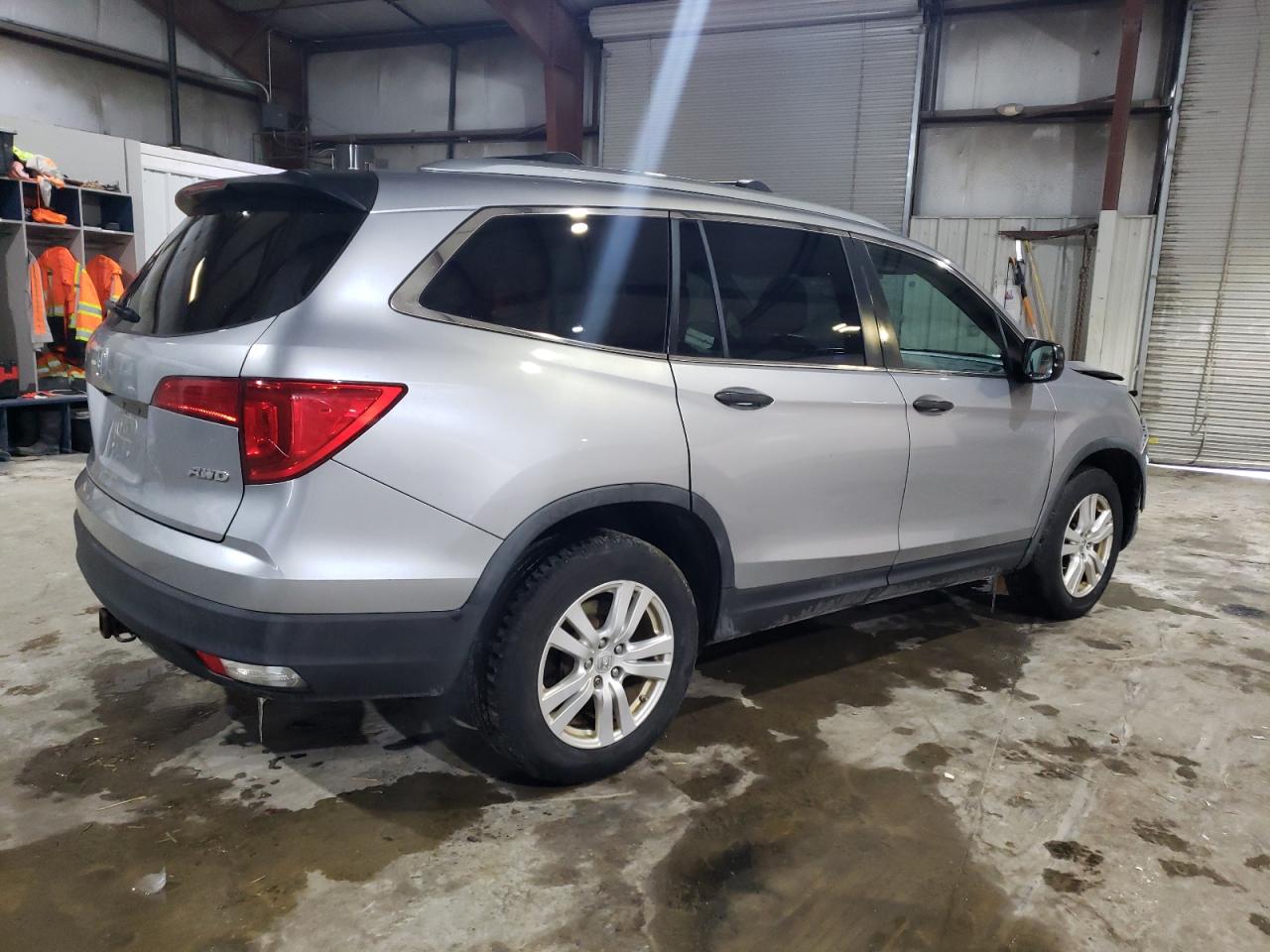 2017 Honda Pilot - Image 3