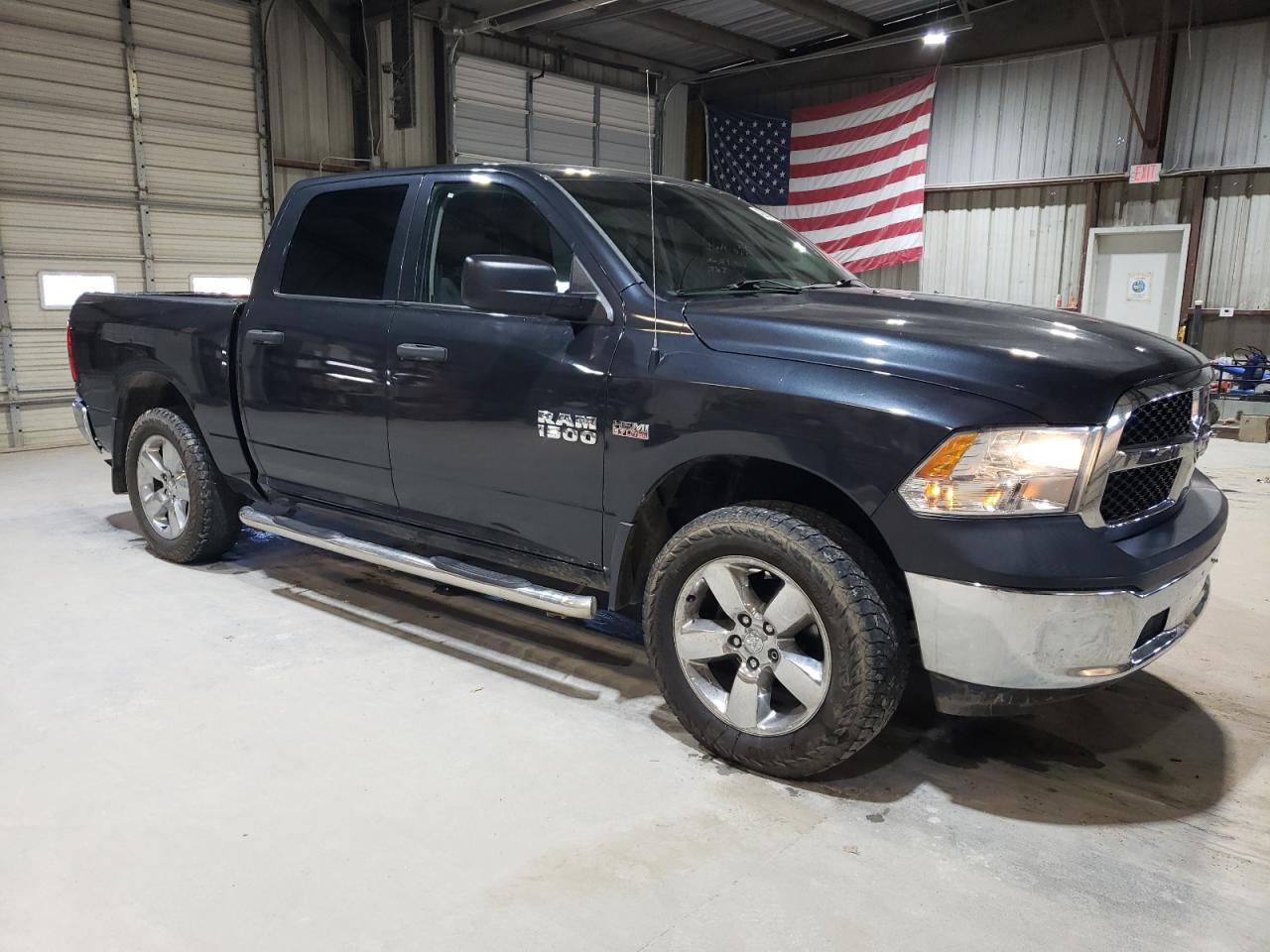2017 RAM 1500 - Image 4