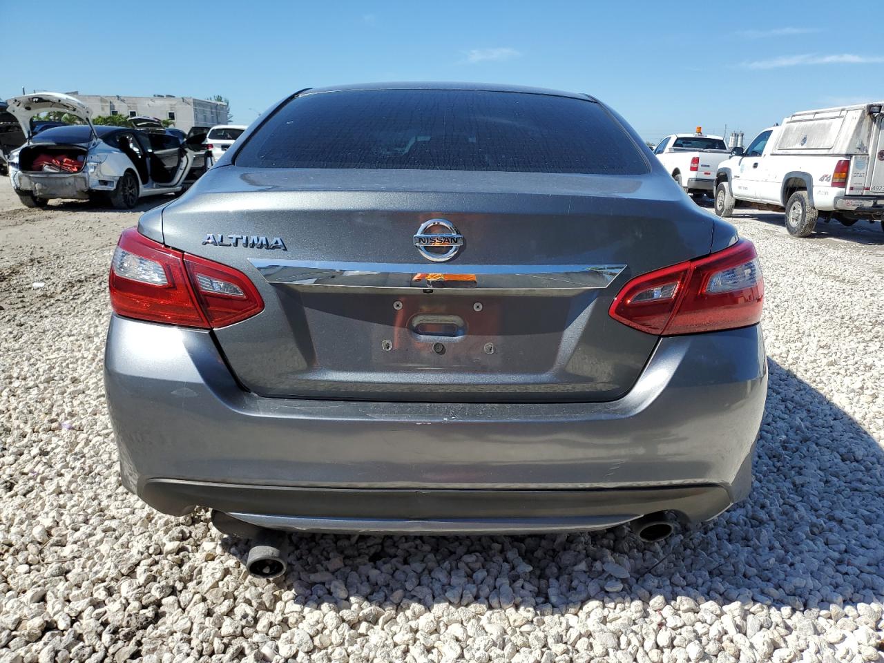 2018 Nissan Altima - Image 6