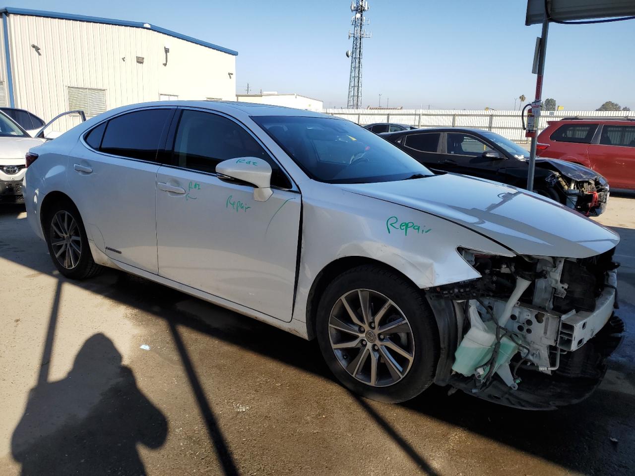 2018 Lexus ES - Image 4