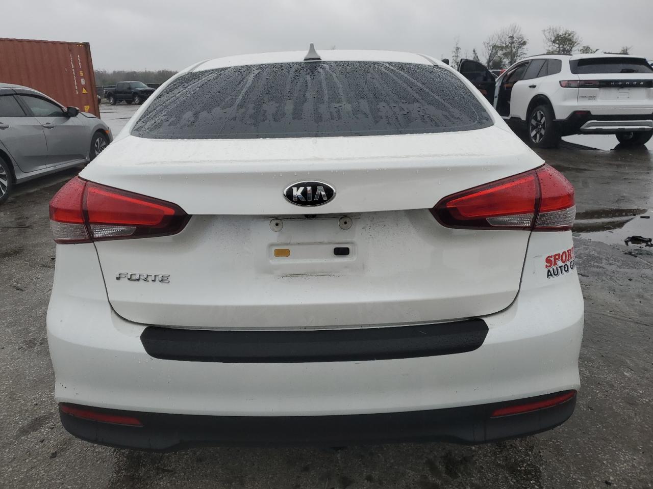 2017 Kia Forte - Image 6