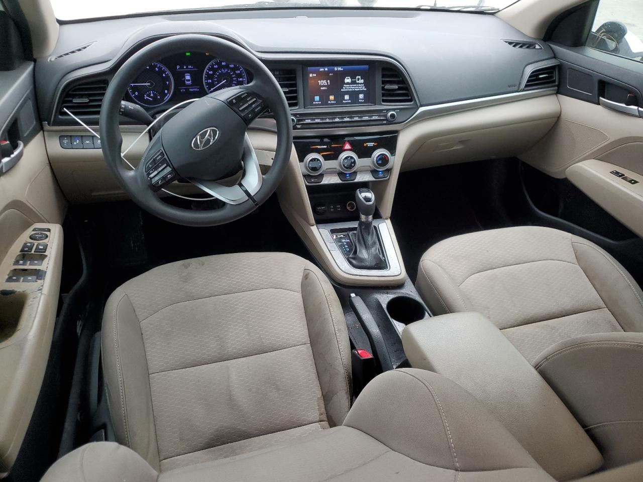 2019 Hyundai Elantra - Image 8