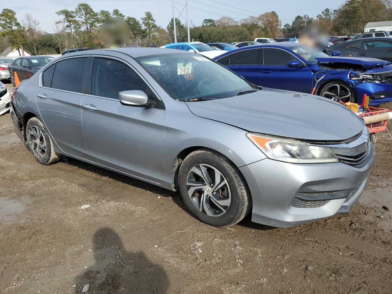 2017 Honda Accord - Image 4