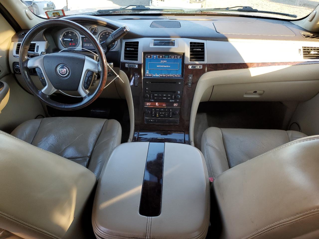 2009 Cadillac Escalade - Image 8