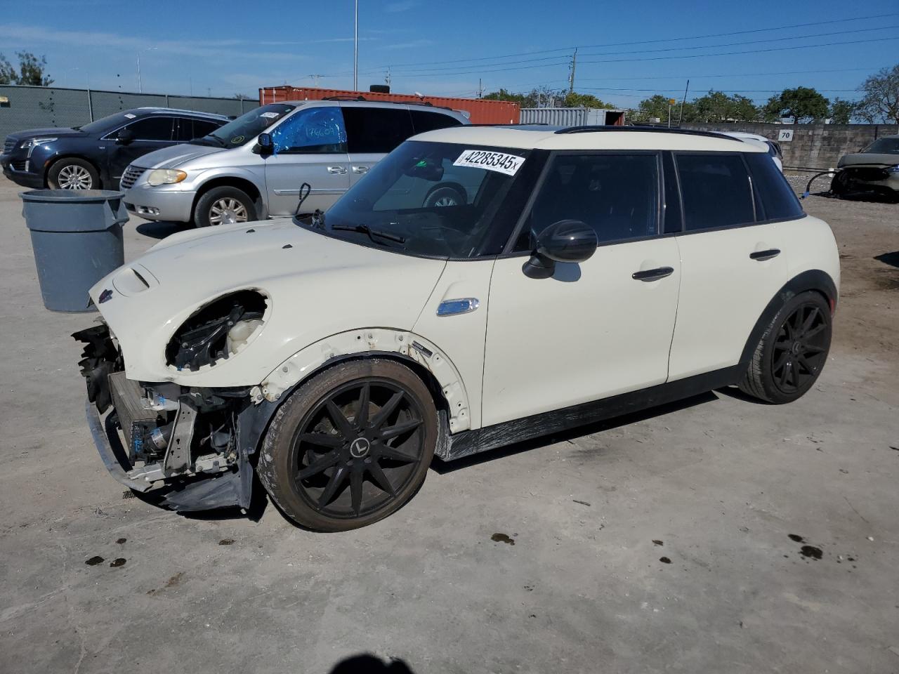 2015 MINI Cooper - Image 1