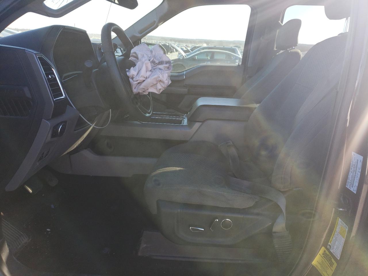 2015 Ford F-150 - Image 7