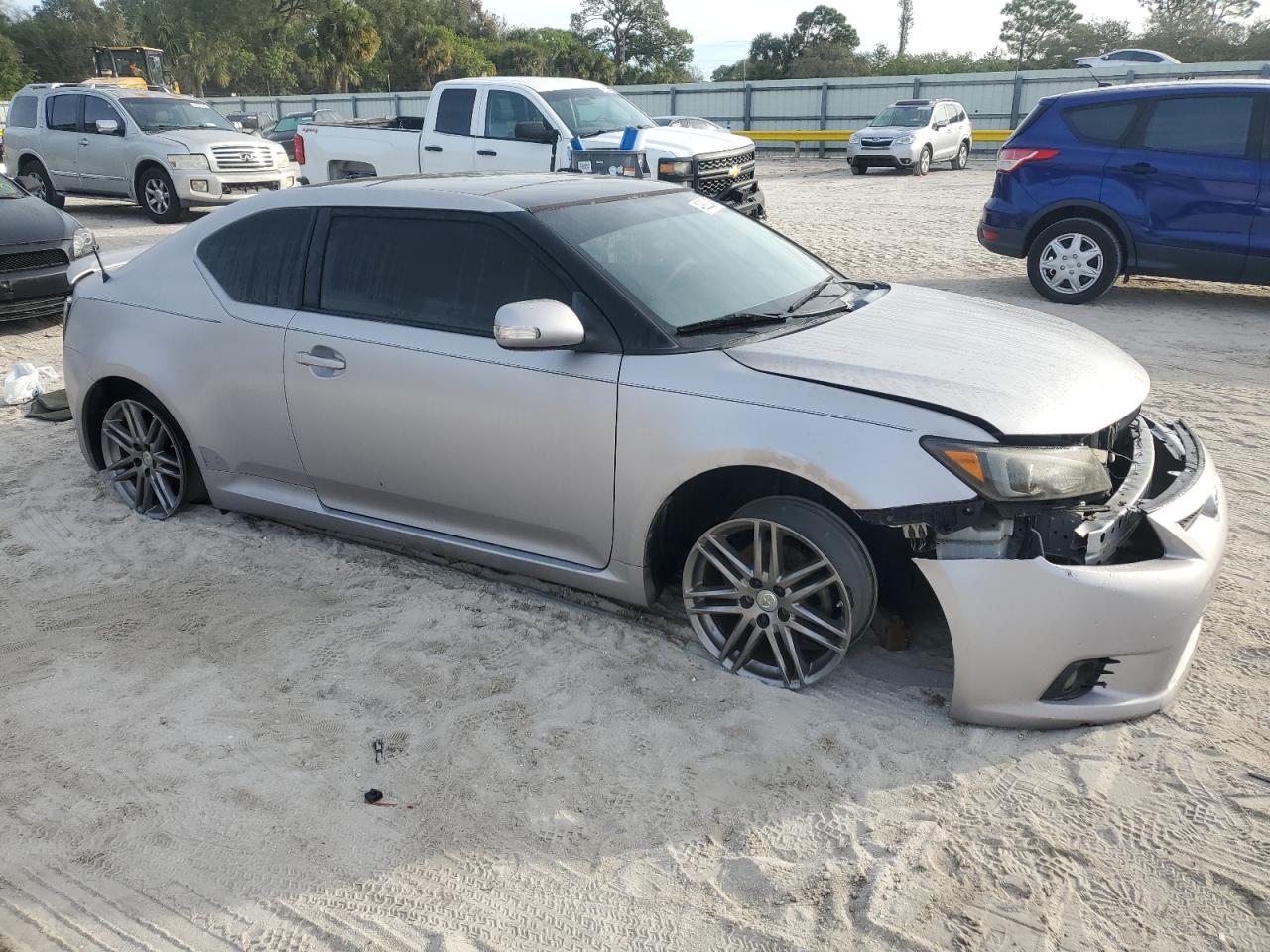 2013 Scion tC - Image 4