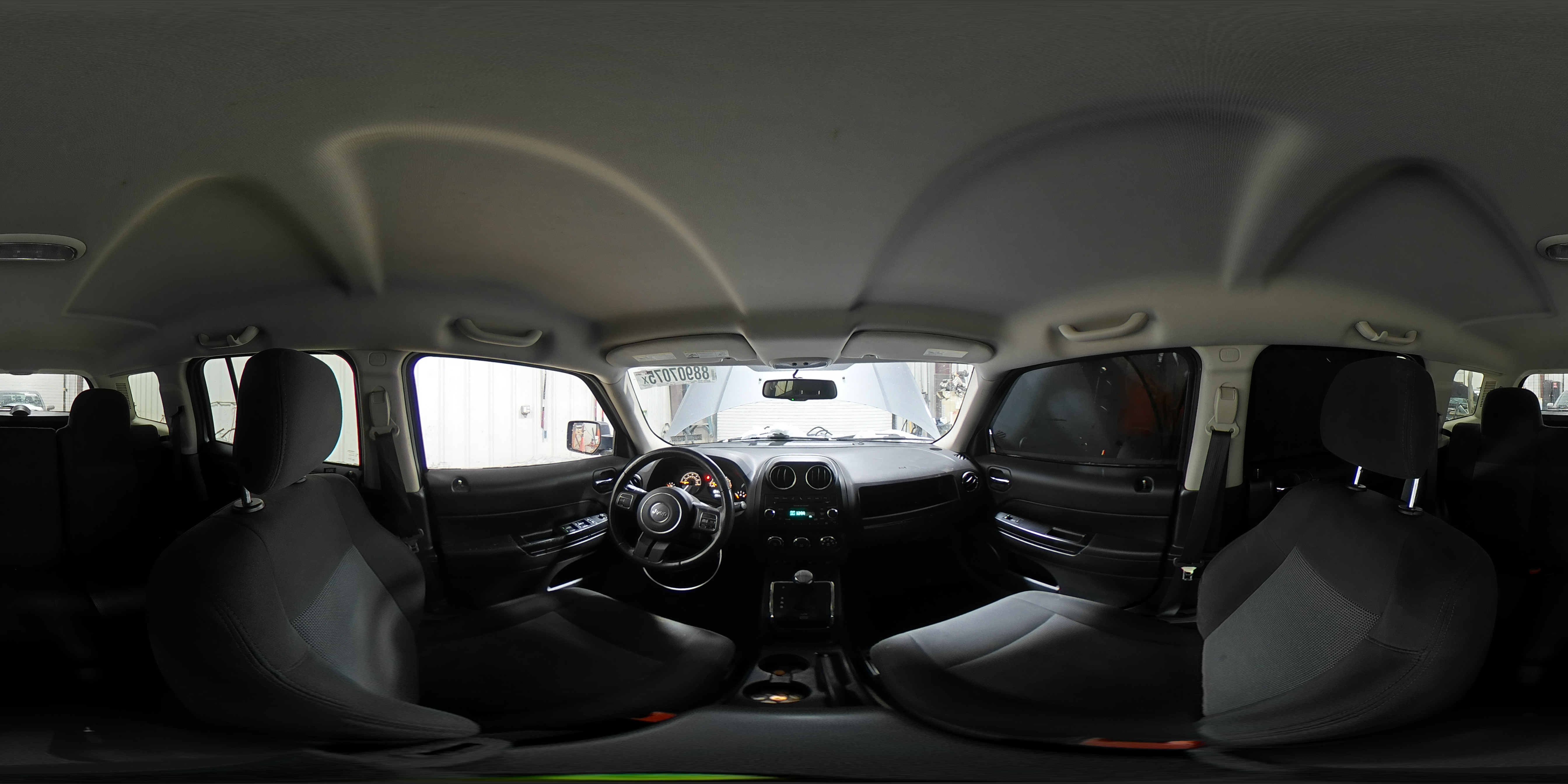 2016 Jeep Liberty (Patriot) - Image 14