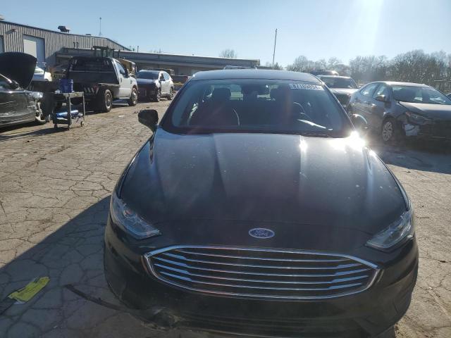  FORD FUSION 2019 Czarny