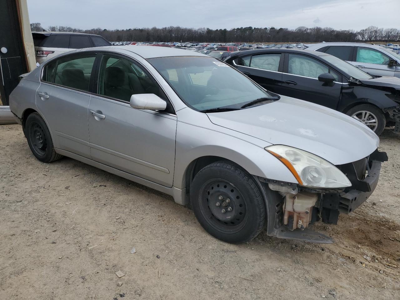 2010 Nissan Altima - Image 4