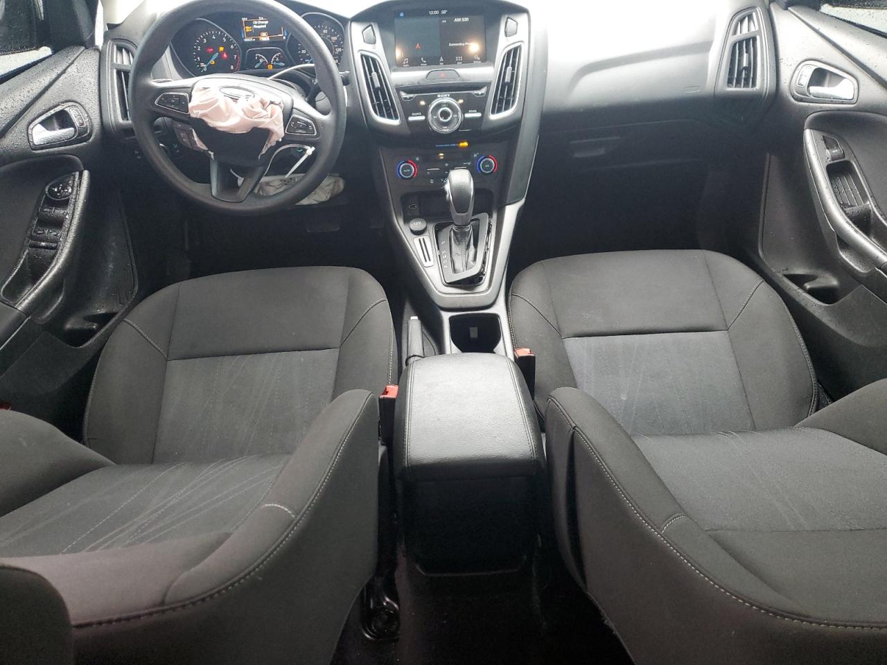 2018 Ford Focus - Image 8