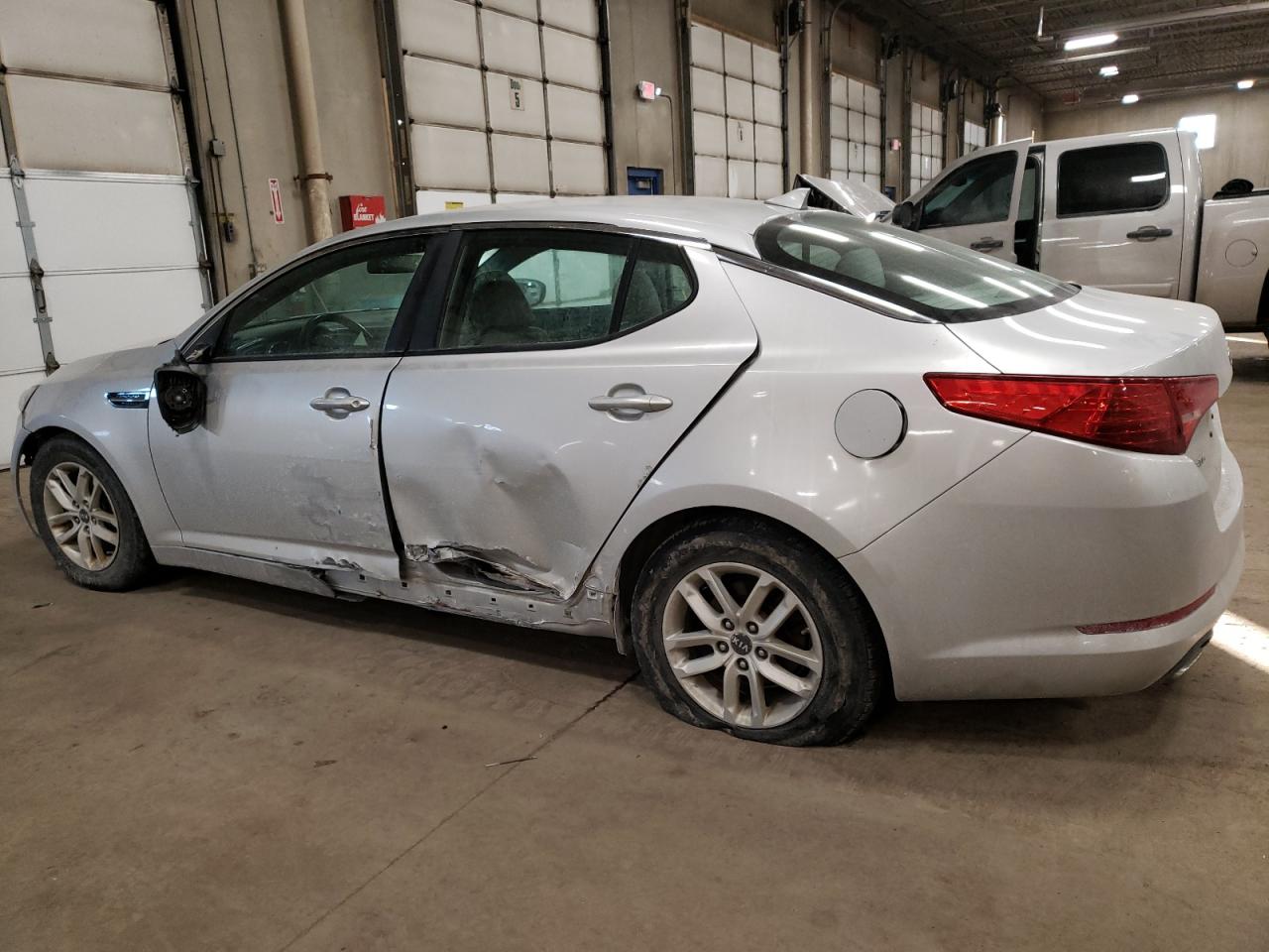 2011 Kia Optima - Image 2