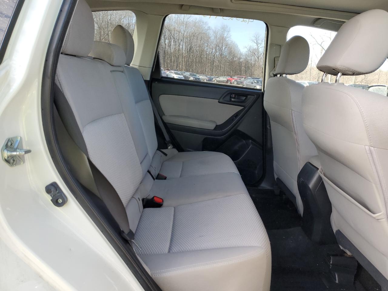 2016 Subaru Forester - Image 12