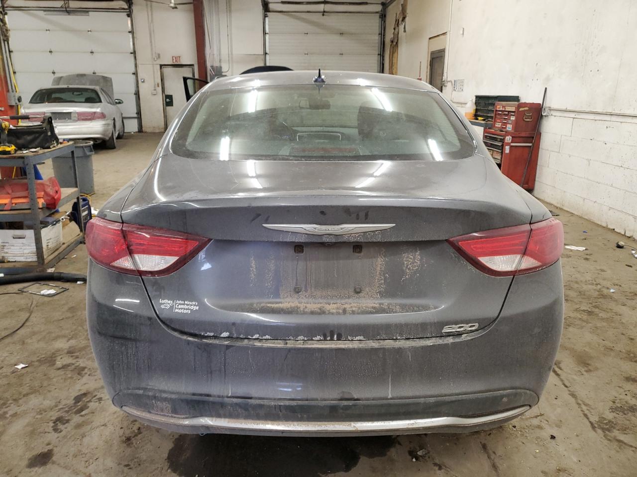 2016 Chrysler 200 - Image 6