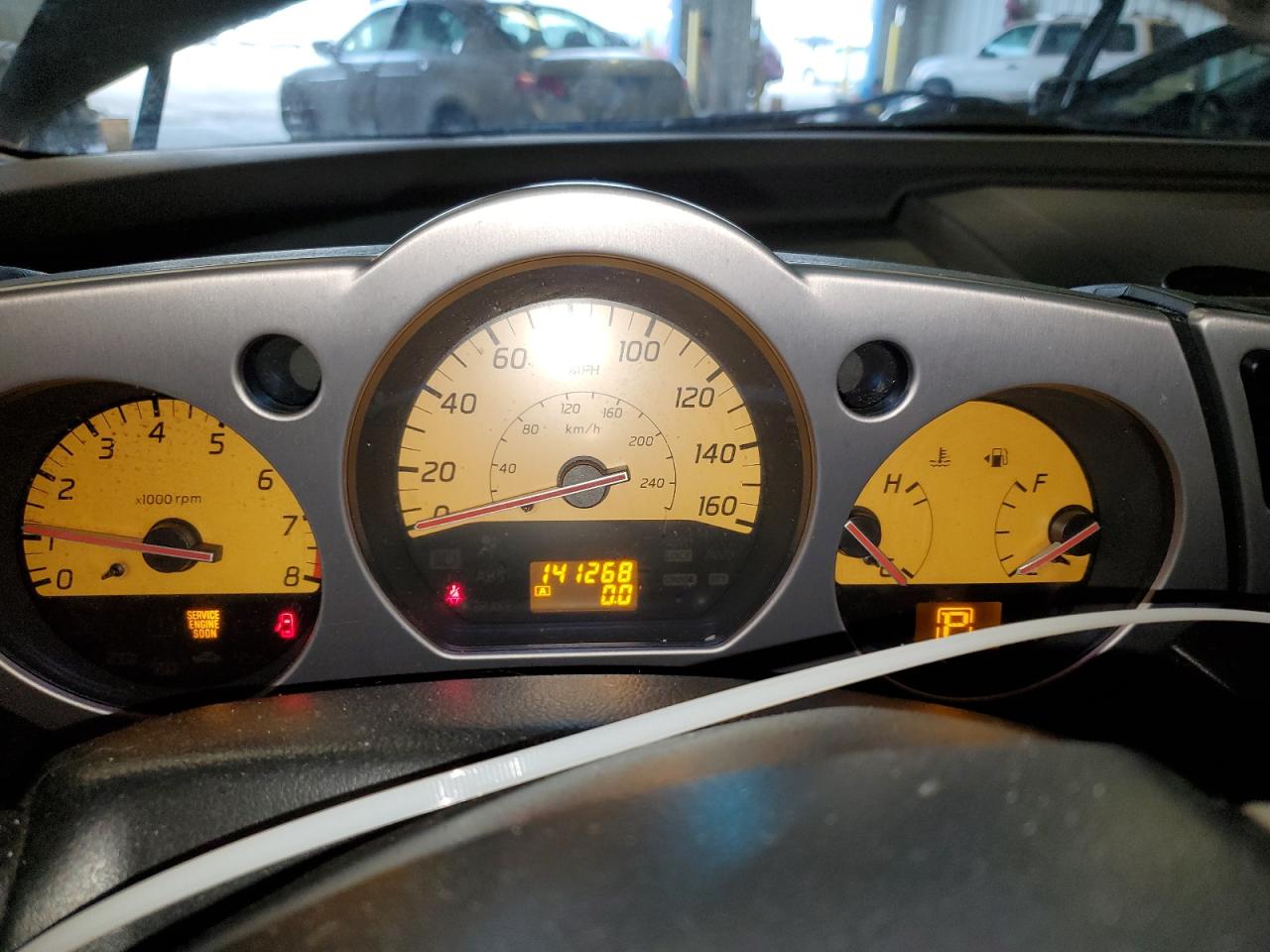 2004 Nissan Murano - Image 9