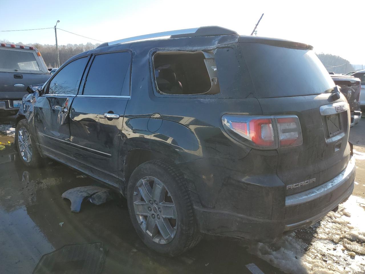 2015 GMC Acadia - Image 2