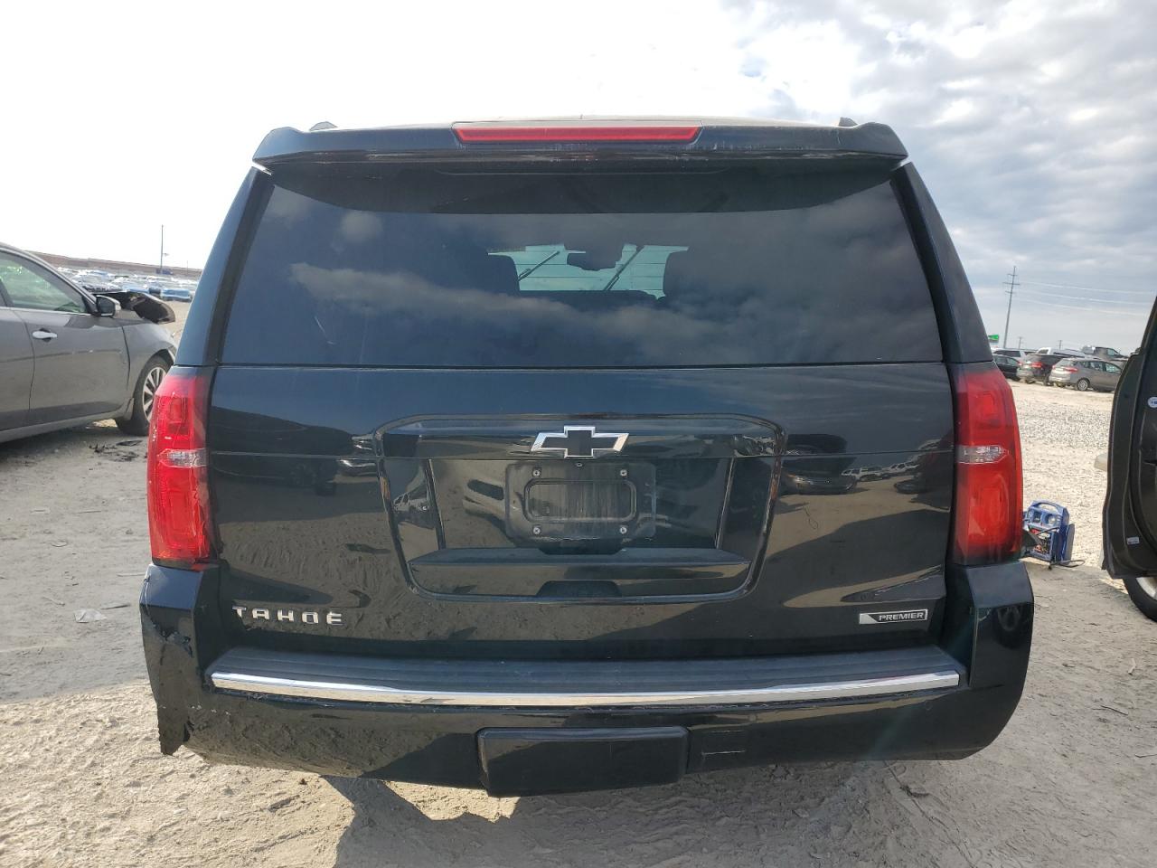 2017 Chevrolet Tahoe - Image 6