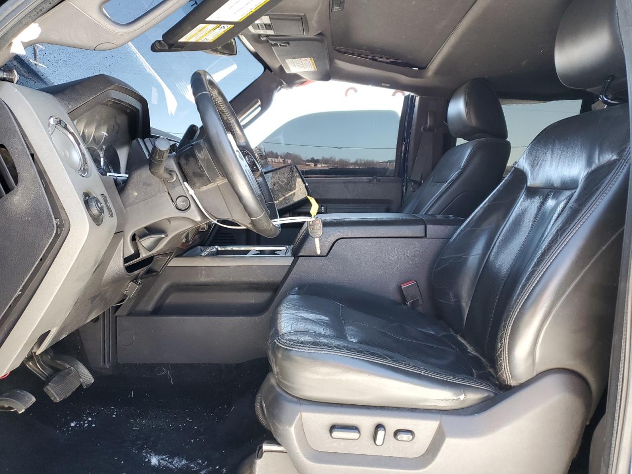 2011 Ford F250 - Image 7