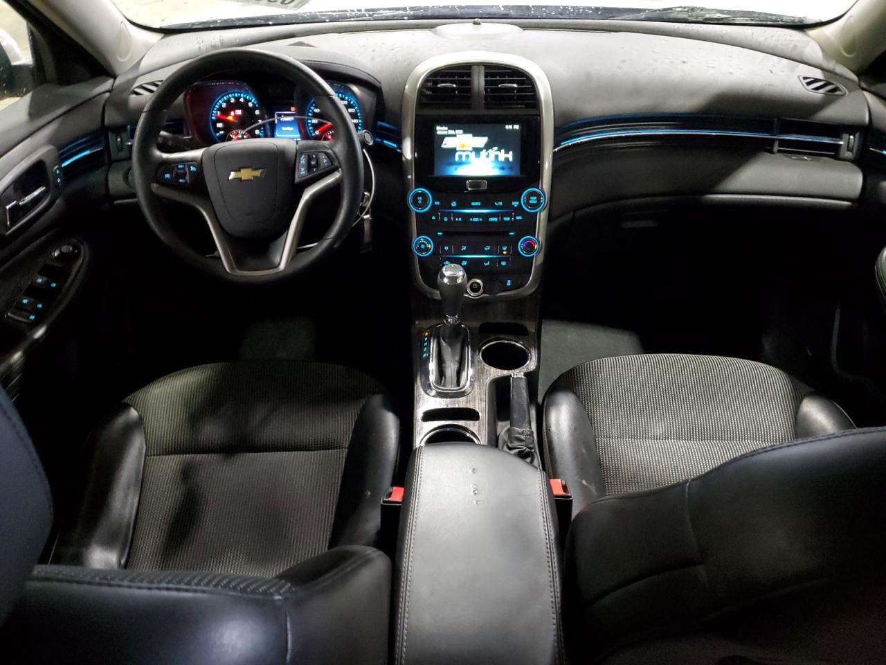 2016 Chevrolet Malibu - Image 8