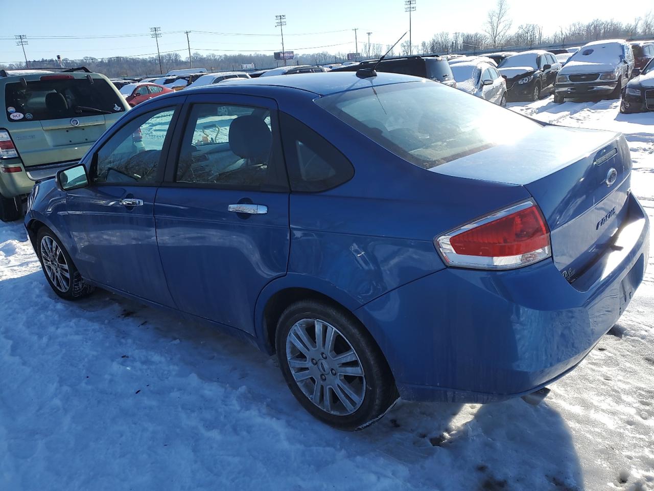 2011 Ford Focus - Image 2