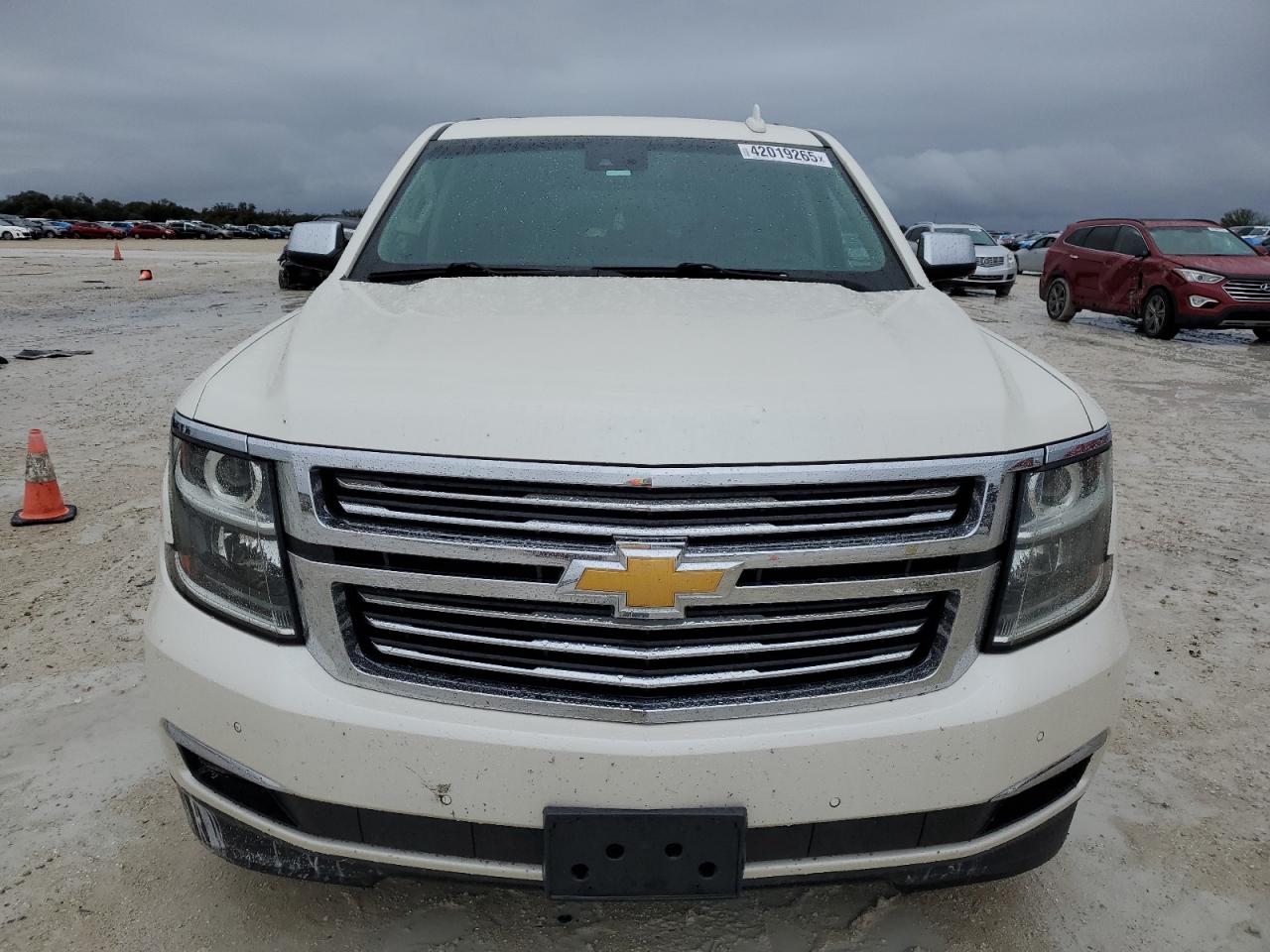 VIN 1GNSKKKC8FR518276 2015 CHEVROLET SUBURBAN no.5